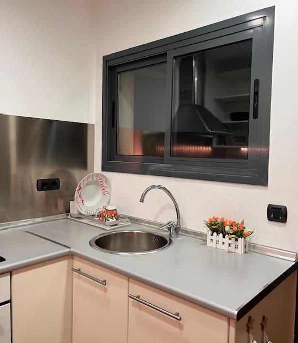 Apartmán Piso Centrico Y Acogedor Figueres  Exteriér fotografie